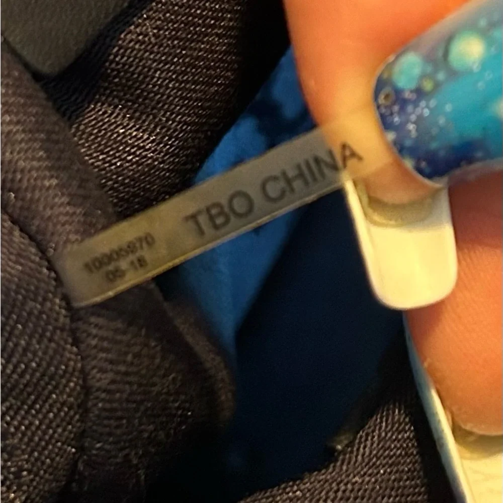 Tory Burch(AUTHENTIC) • Blue Croc-Embossed Backpack • - Picture 11 of 13